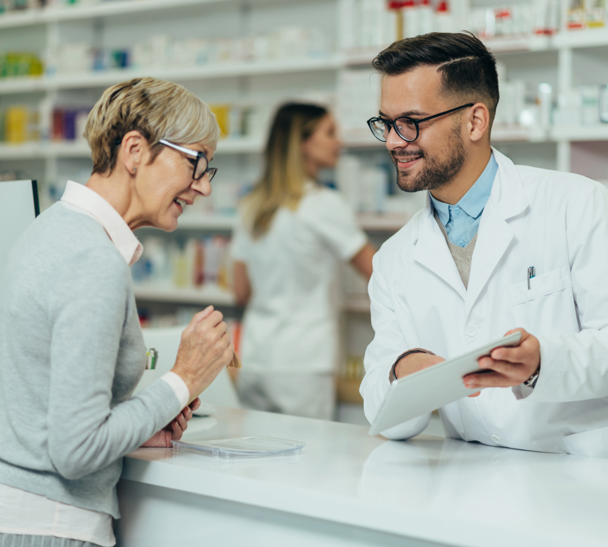 Pharmacy prescription bottles for retail pharmacy recruitment